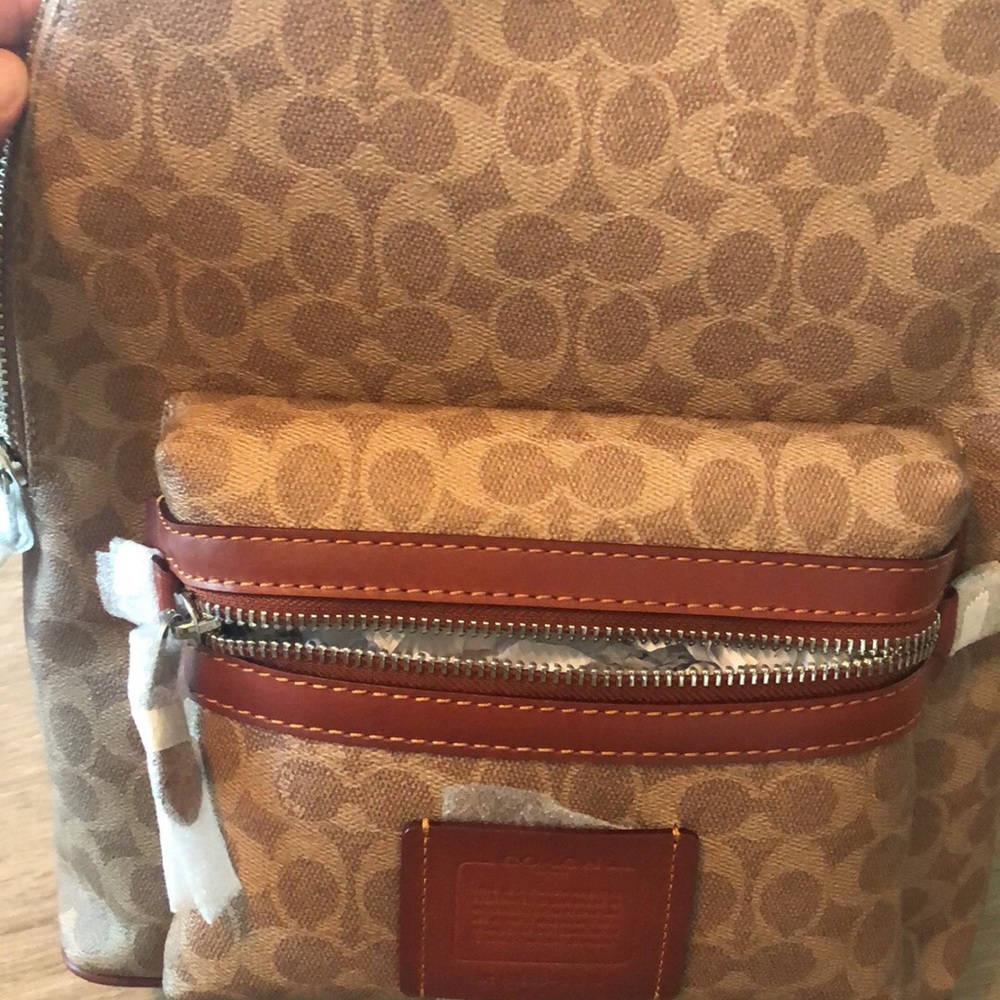 Academy Signature Coach Back-Pack